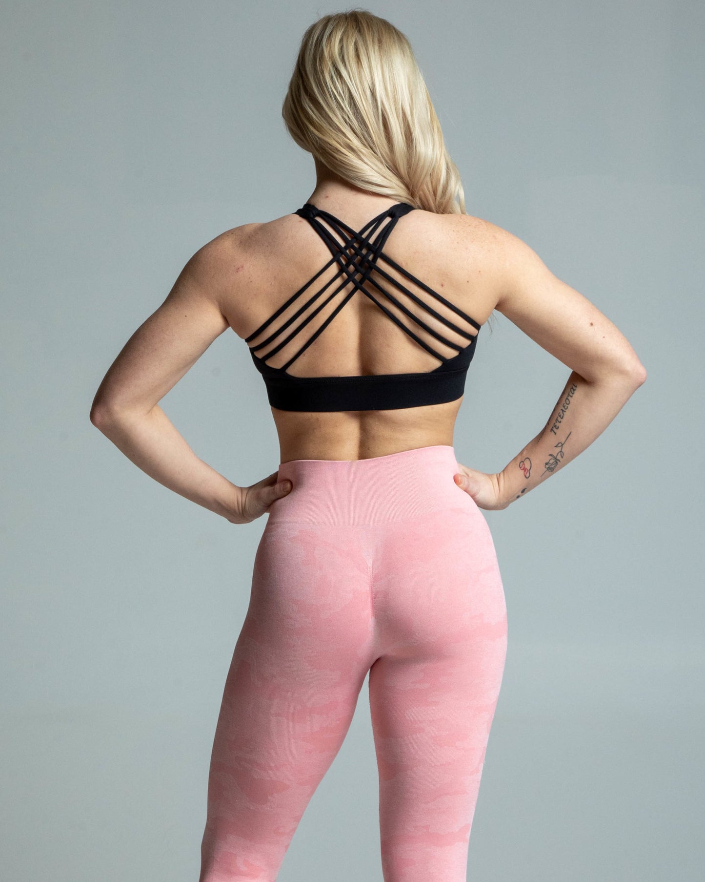 Seamless Camo Leggings